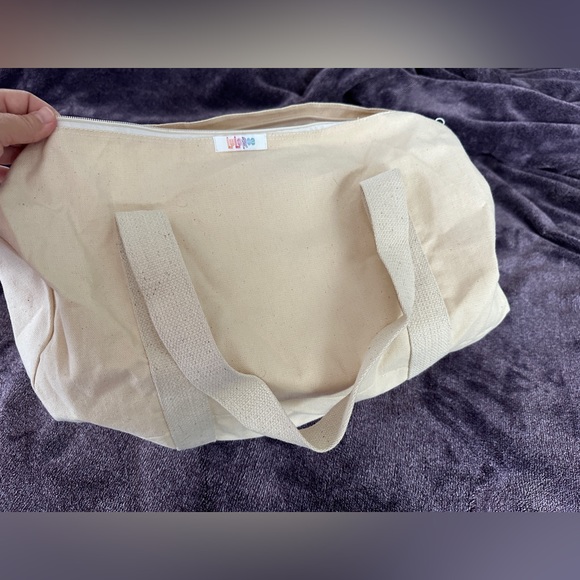 LULAROE Duffle bag - Picture 4 of 8